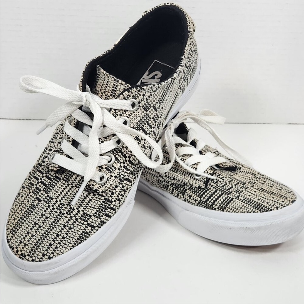 New Vans Ultracrush Camden Optical Woven Textured Sneakers